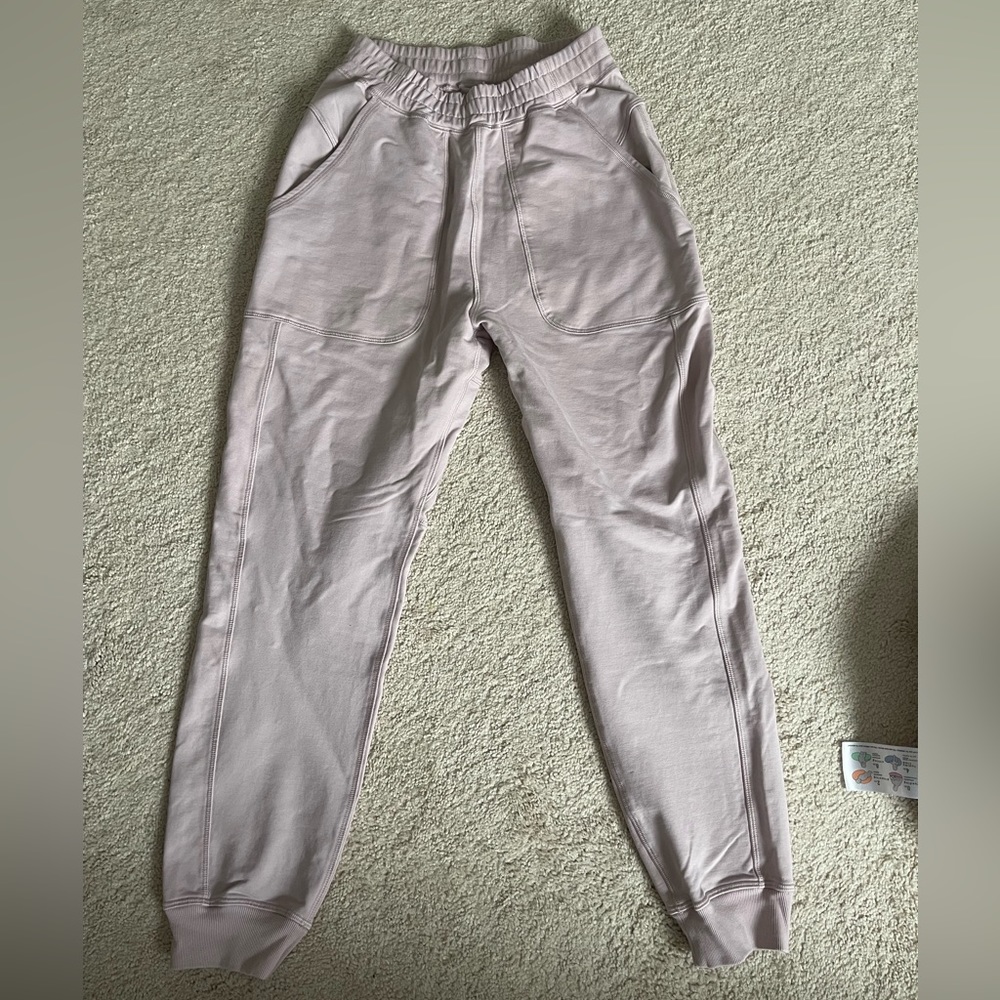 Lululemon LA All You Need Relax Fit